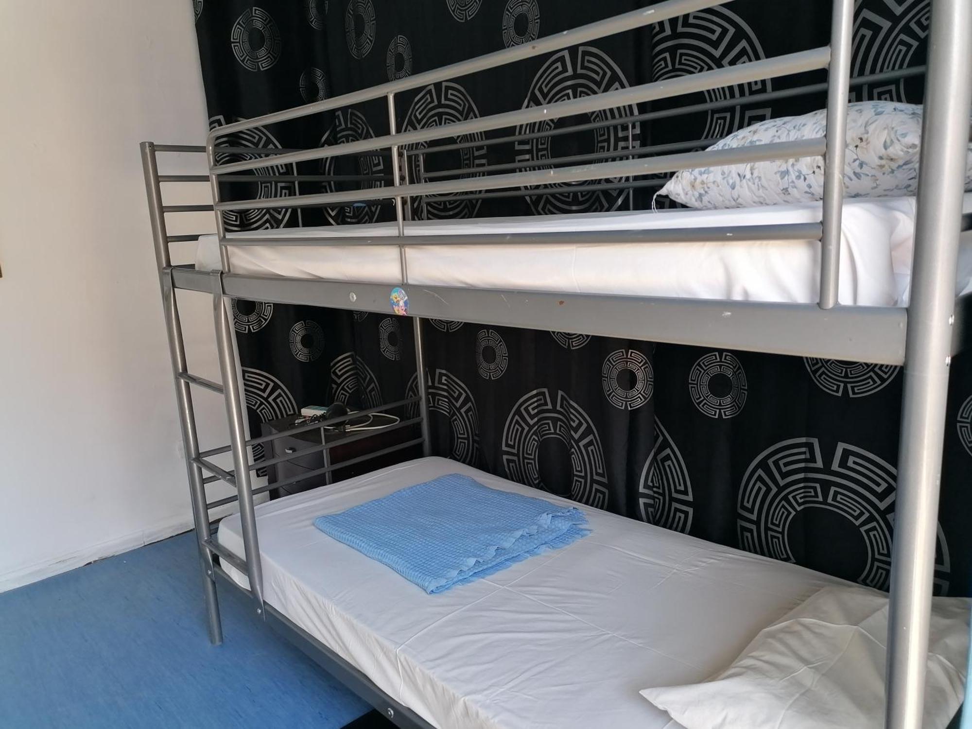 Thissio Room In The Apartmen Share Athens Exterior photo
