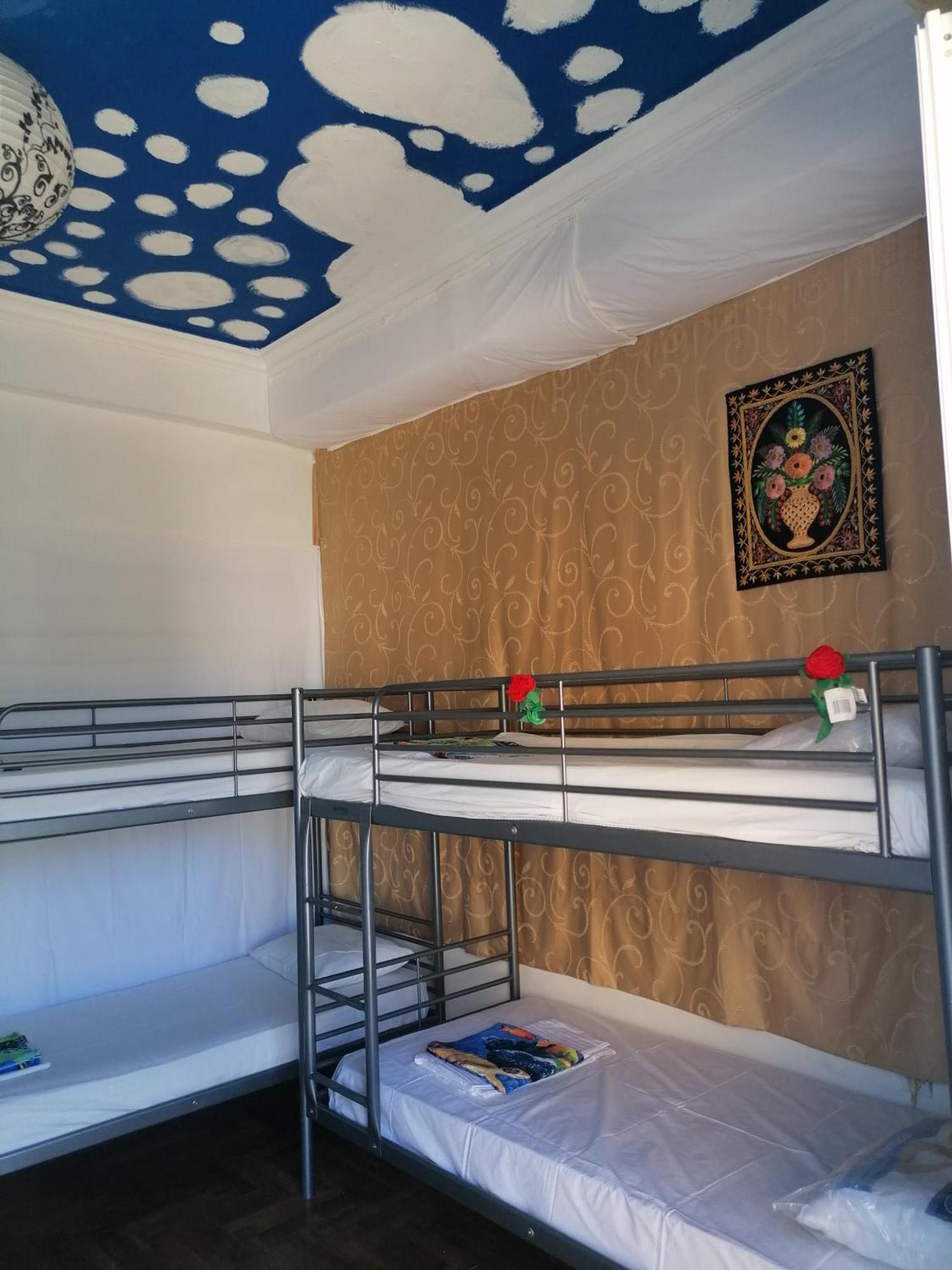 Thissio Room In The Apartmen Share Athens Exterior photo